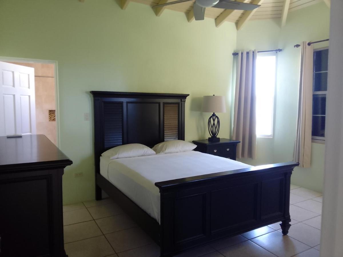 Abigail'S Sunflower Entire 2 Bedroom Apt Wesley Will Ngoại thất bức ảnh
