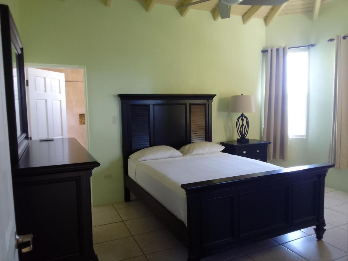 Abigail'S Sunflower Entire 2 Bedroom Apt Wesley Will Ngoại thất bức ảnh